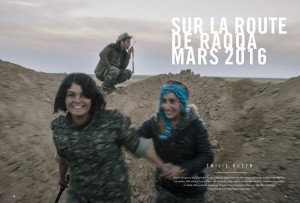 Possession Immédiate Volume 5 - Photographies et texte d’Émilie Buzyn, Sur la route de Raqqa